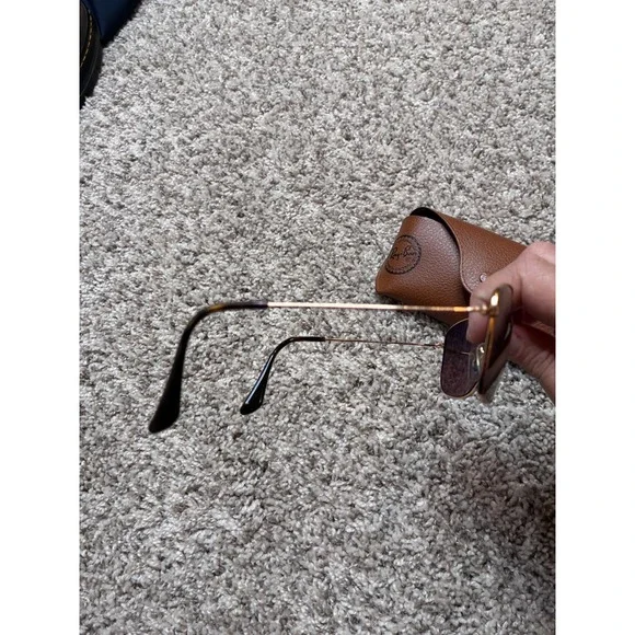 Ray Ban Square Metal Sunglasses Gold Tone Brown Gradient Lenses Case Included - Picture 3 of 3